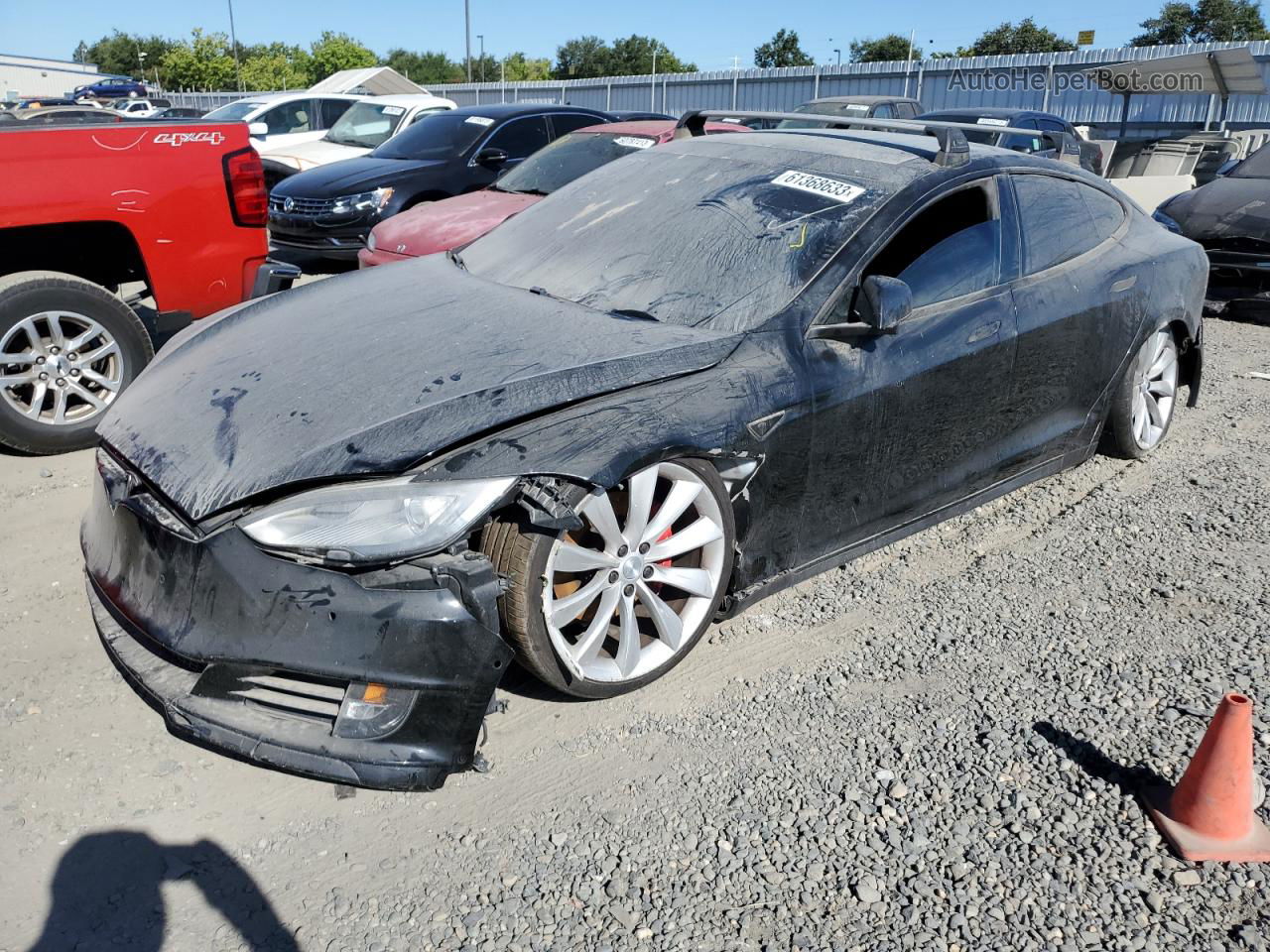 2014 Tesla Model S  Black vin: 5YJSA1H28EFP63474