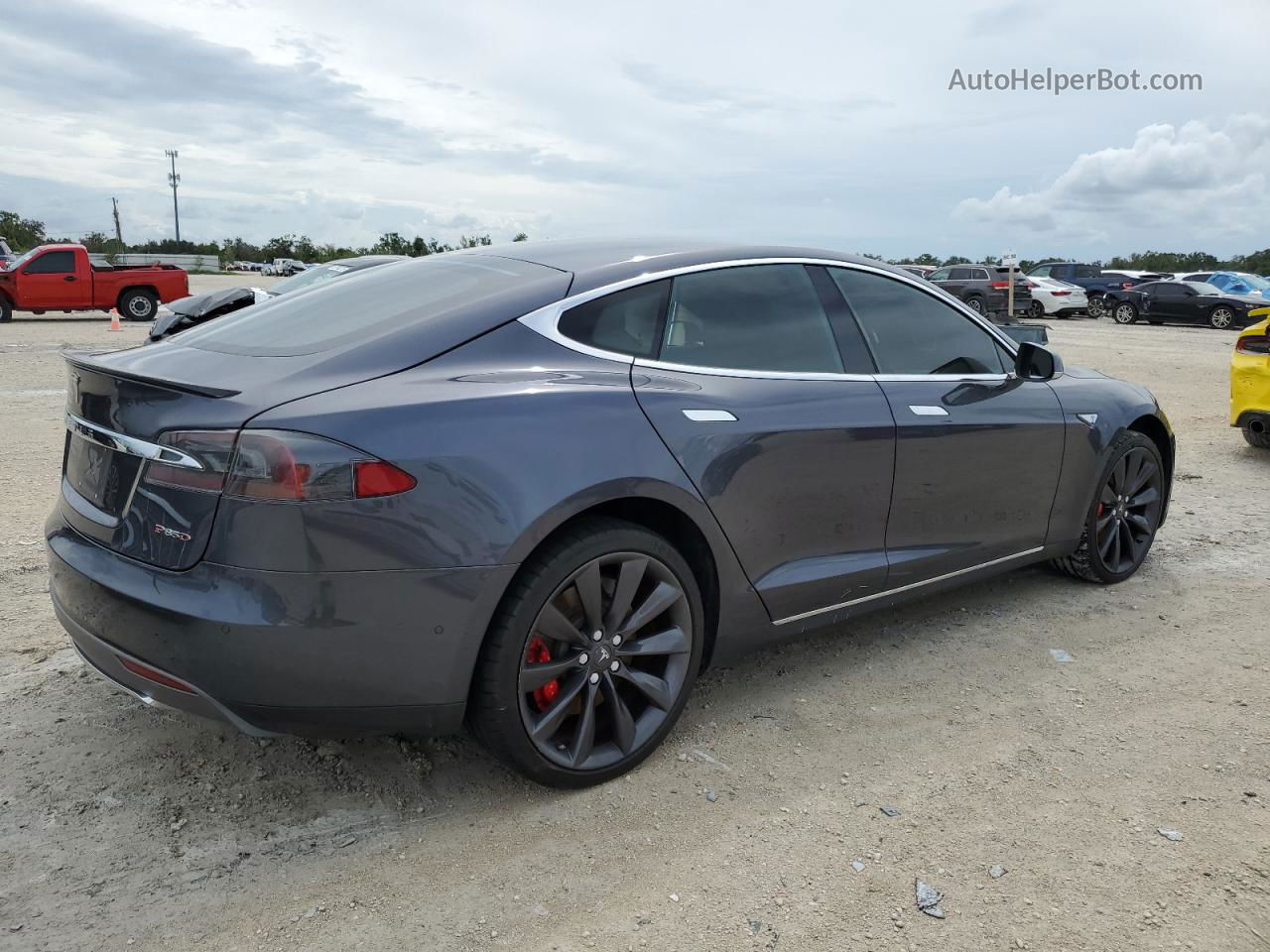 2014 Tesla Model S  Gray vin: 5YJSA1H28EFP66178