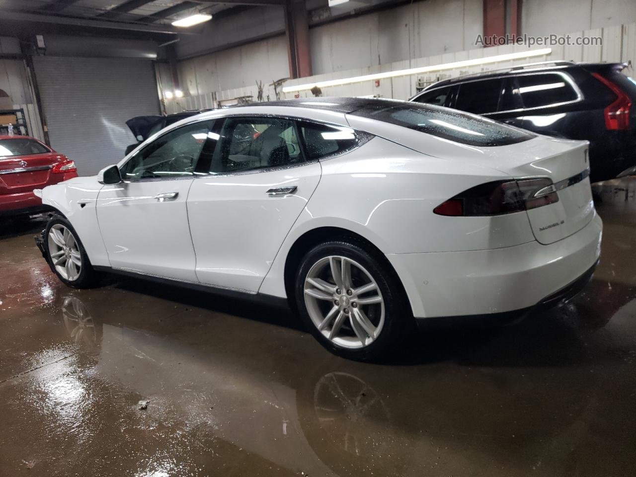 2015 Tesla Model S 85d Белый vin: 5YJSA1H28FF093507