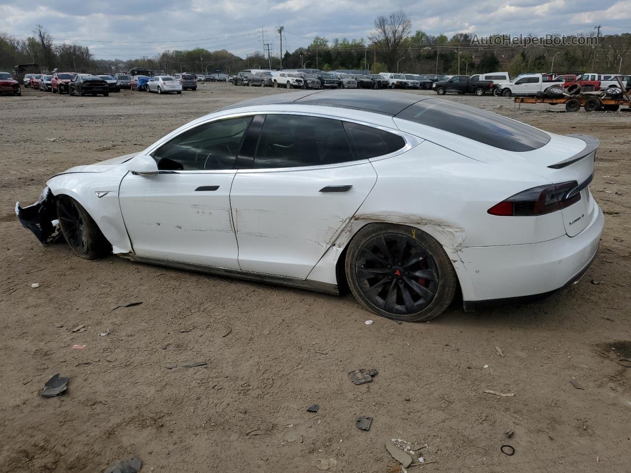 2015 Tesla Model S 85d White vin: 5YJSA1H29FFP74582