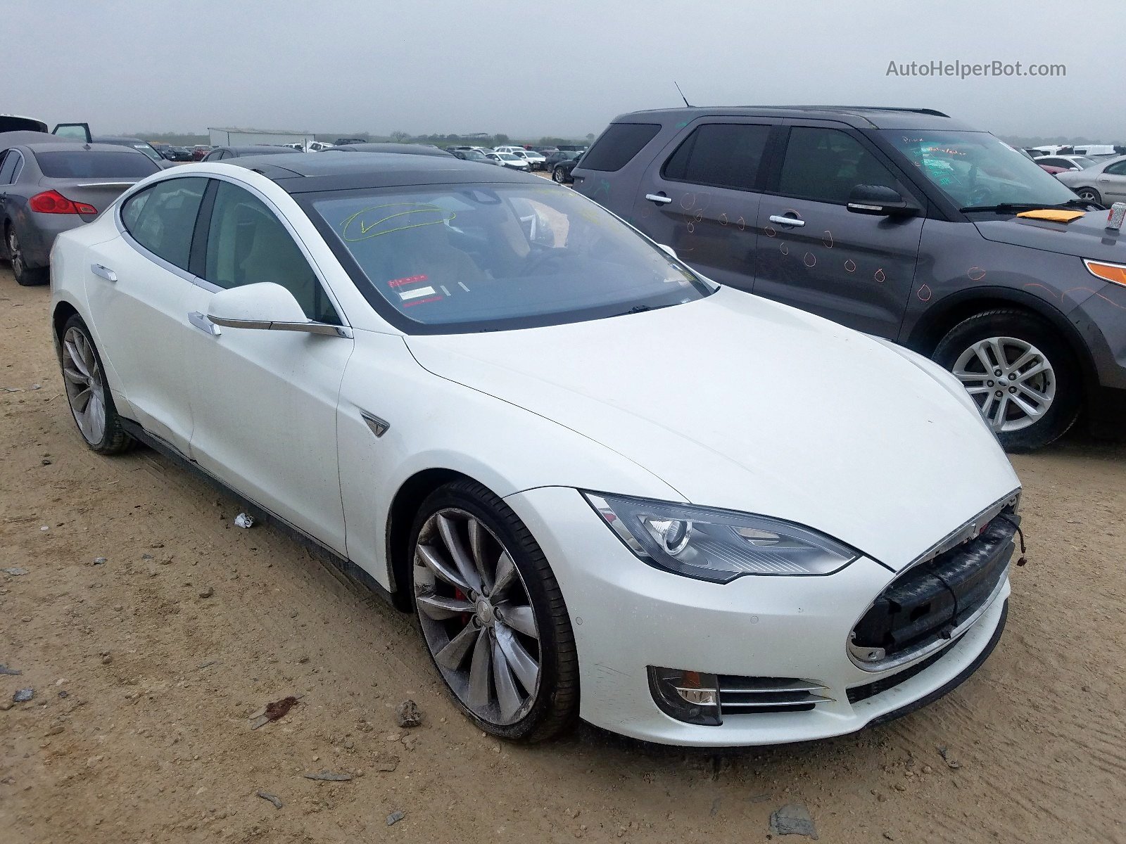 2015 Tesla Model S 85d White vin: 5YJSA1H2XFFP76213