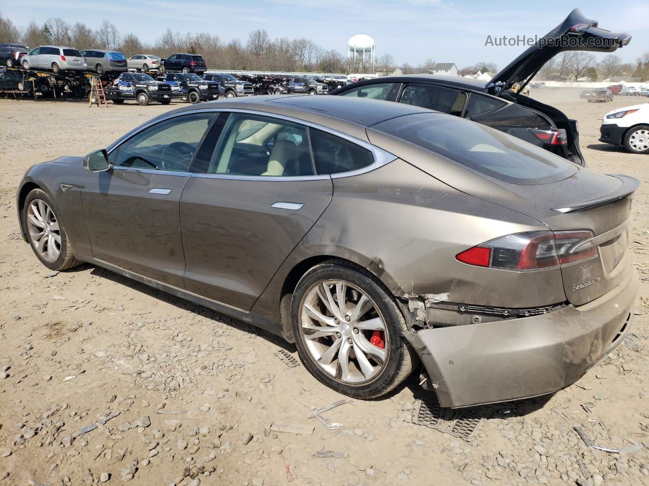 2015 Tesla Model S P85d Бежевый vin: 5YJSA1H49FF082517