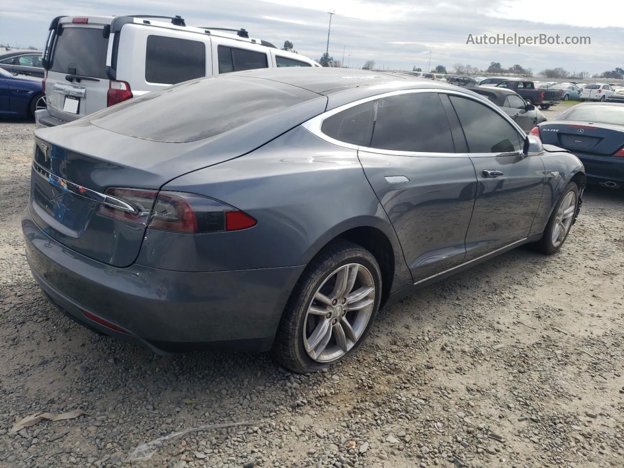 2014 Tesla Model S  Gray vin: 5YJSA1S11EFP40702