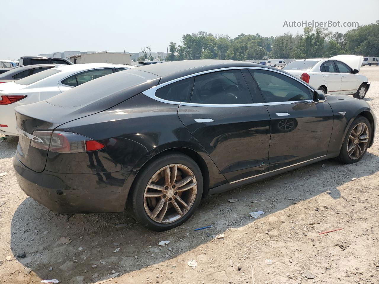 2014 Tesla Model S  Black vin: 5YJSA1S13EFP29412