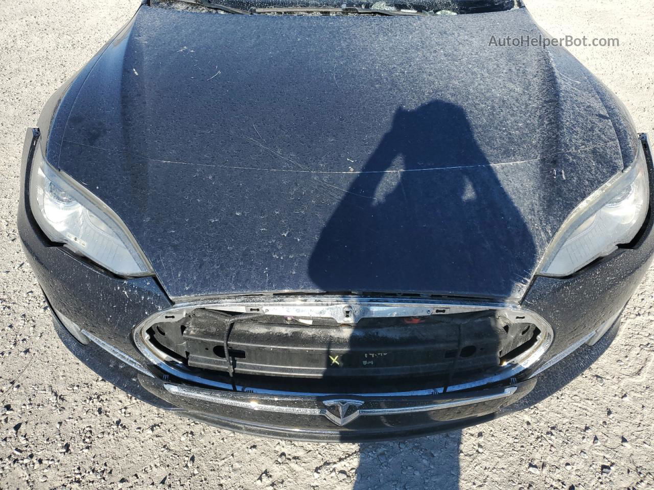 2014 Tesla Model S  Black vin: 5YJSA1S13EFP51202