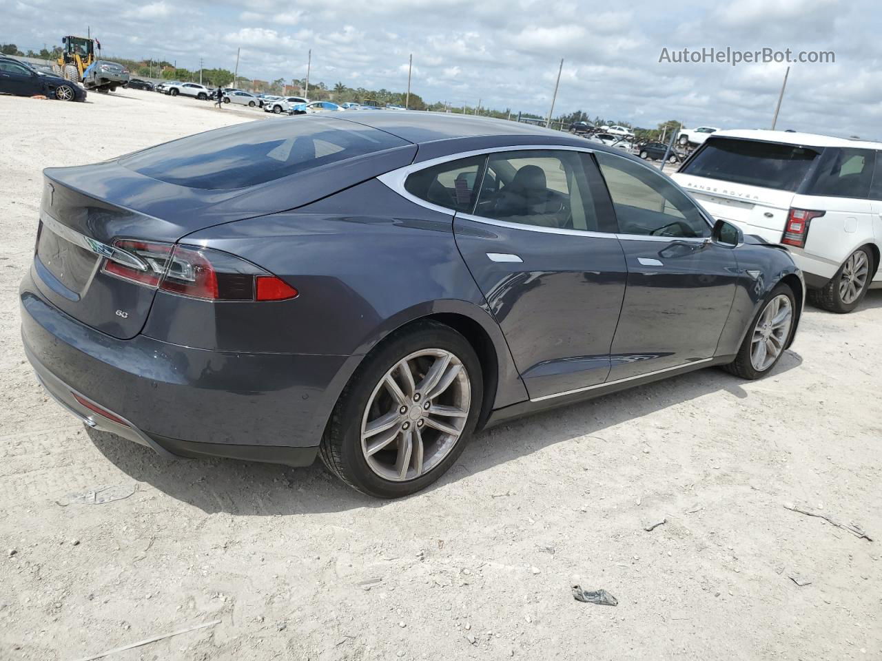 2014 Tesla Model S  Gray vin: 5YJSA1S14EFP64833