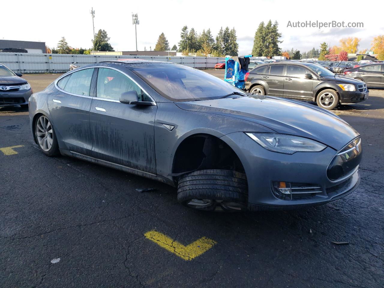 2014 Tesla Model S  Серый vin: 5YJSA1S15EFP33140