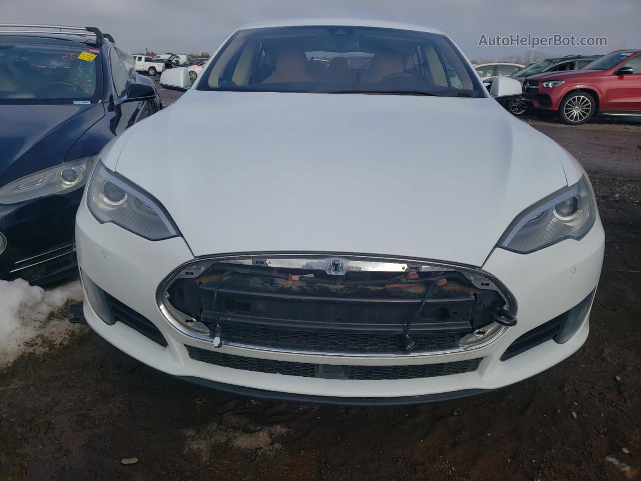 2014 Tesla Model S  White vin: 5YJSA1S15EFP57356