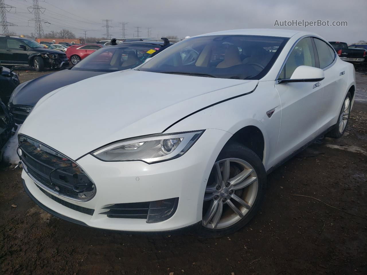 2014 Tesla Model S  White vin: 5YJSA1S15EFP57356