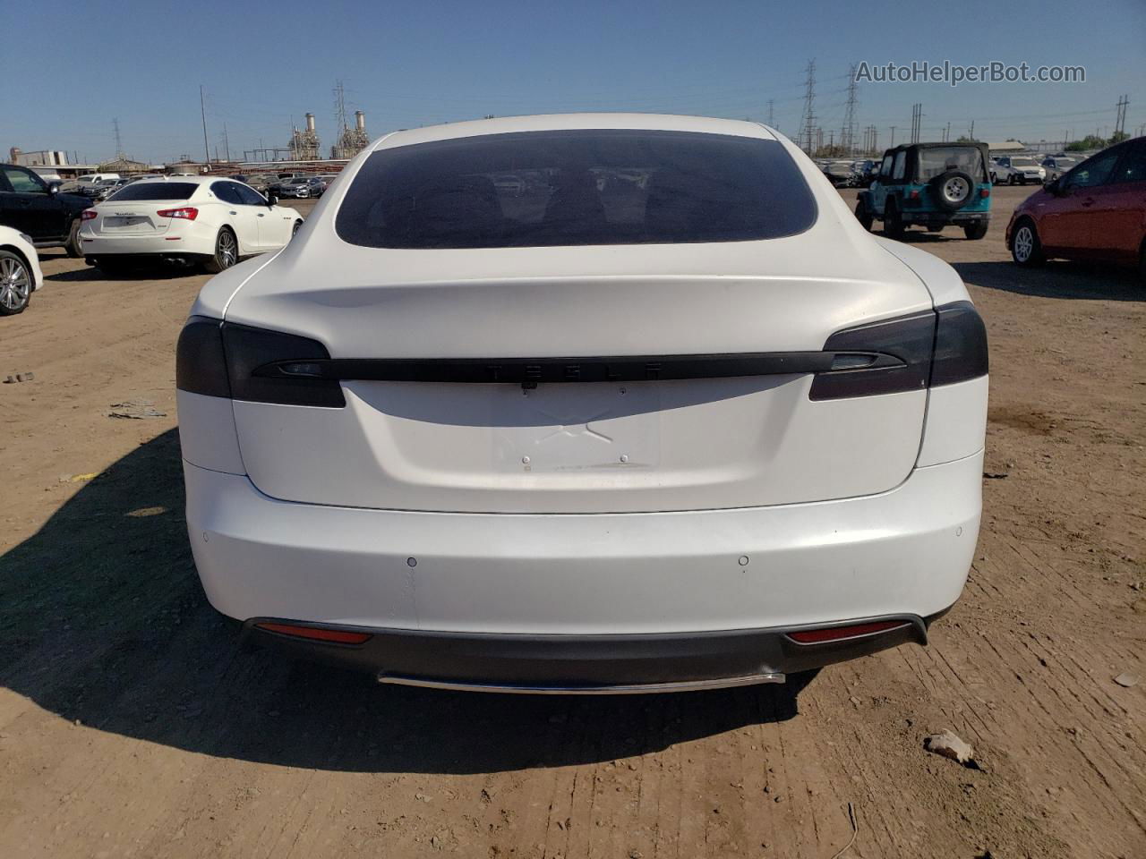 2015 Tesla Model S 70 White vin: 5YJSA1S1XFFP69486