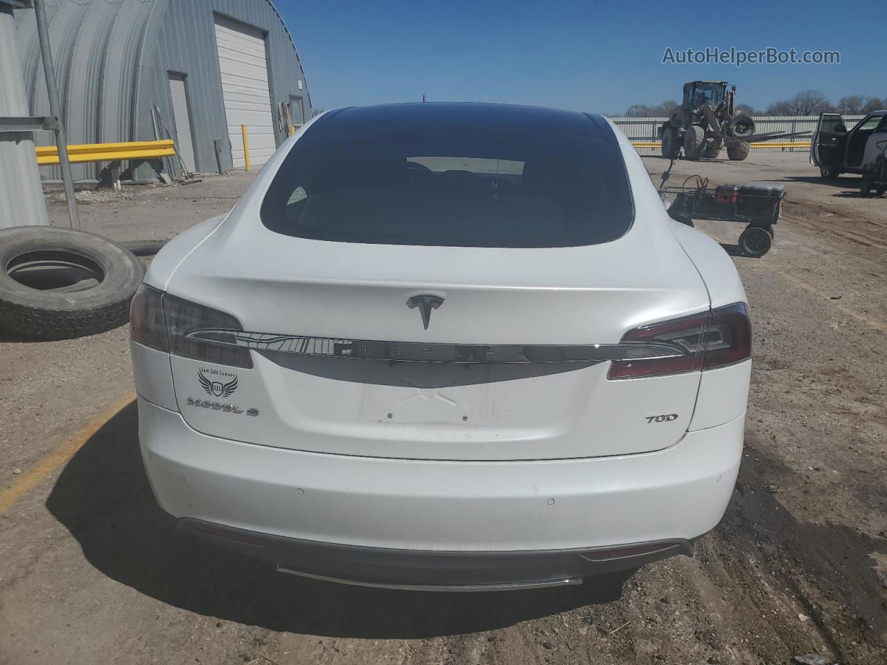 2015 Tesla Model S 70d White vin: 5YJSA1S20FF087872