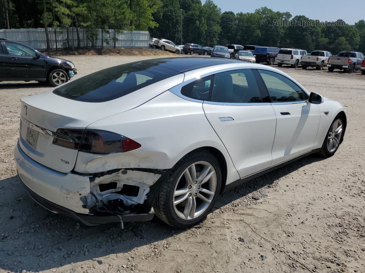 2015 Tesla Model S 70d White vin: 5YJSA1S26FF084149