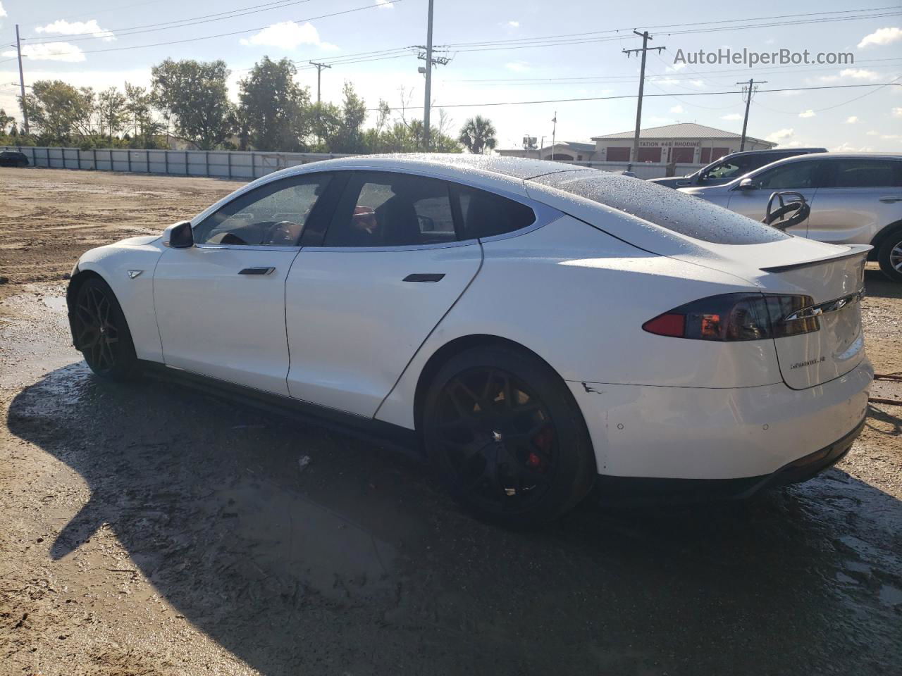 2015 Tesla Model S P90d Белый vin: 5YJSA1V45FF097374