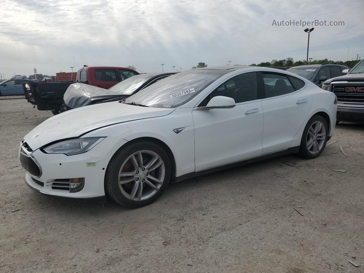 2015 Tesla Model S 70d Белый vin: 5YJSA4S29FF089170