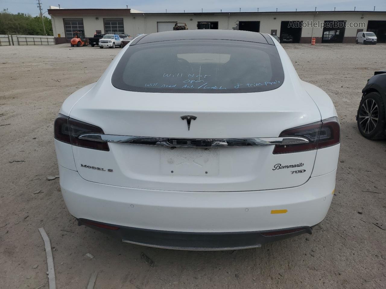 2015 Tesla Model S 70d White vin: 5YJSA4S29FF089170