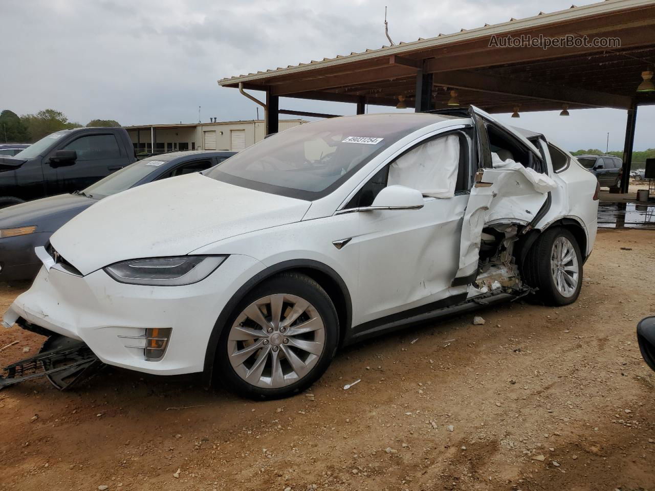 2020 Tesla Model X  White vin: 5YJXCAE20LF270437