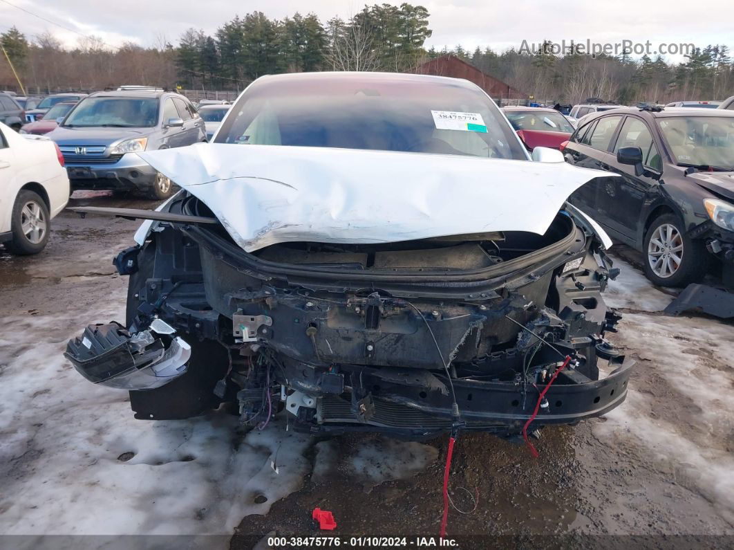 2016 Tesla Model X 60d/70d/75d/90d White vin: 5YJXCAE21GF008190