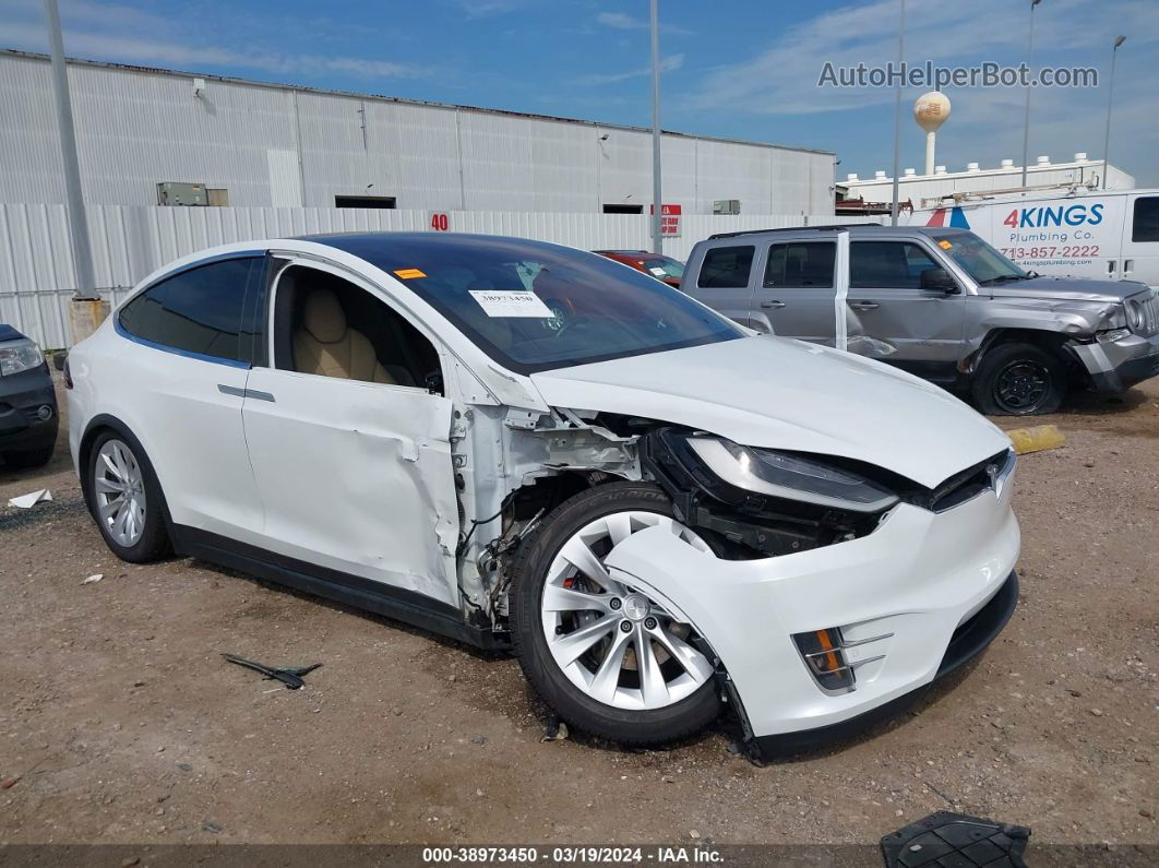 2016 Tesla Model X 60d/70d/75d/90d Белый vin: 5YJXCAE21GF028245