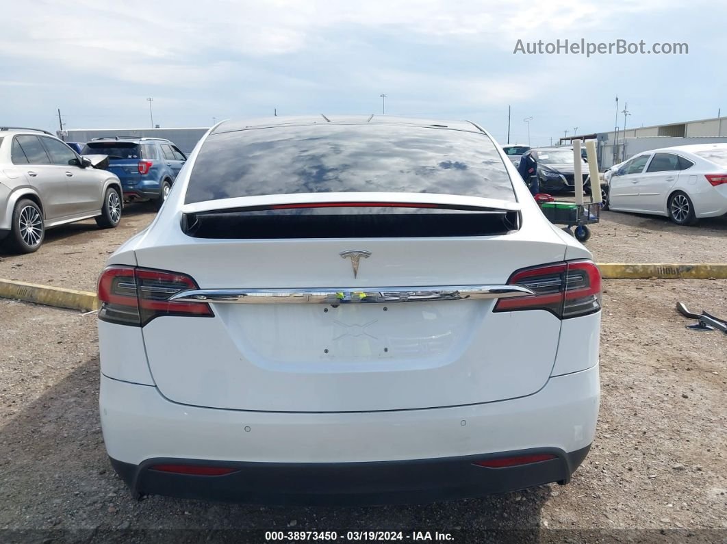 2016 Tesla Model X 60d/70d/75d/90d White vin: 5YJXCAE21GF028245