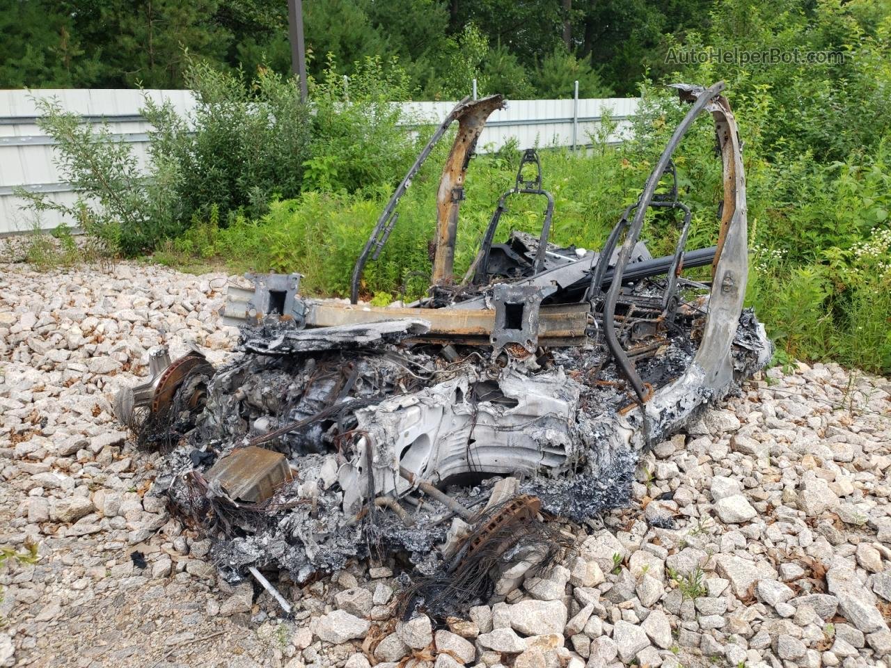 2019 Tesla Model X  Пожар vin: 5YJXCAE21KF197917