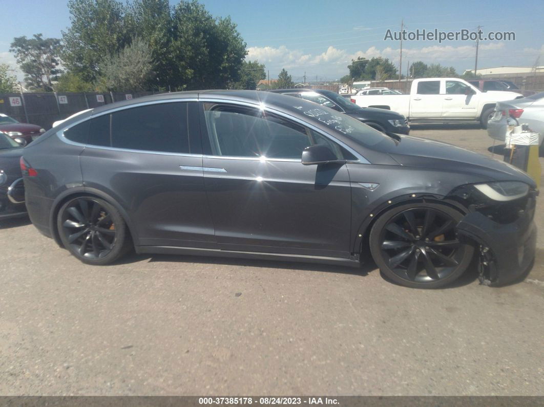 2016 Tesla Model X 70d/90d/75d/60d Серый vin: 5YJXCAE22GF002172