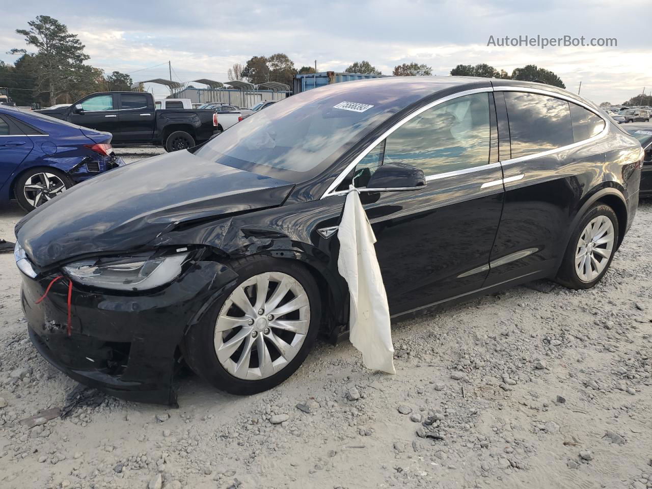 2016 Tesla Model X  Black vin: 5YJXCAE22GF015293