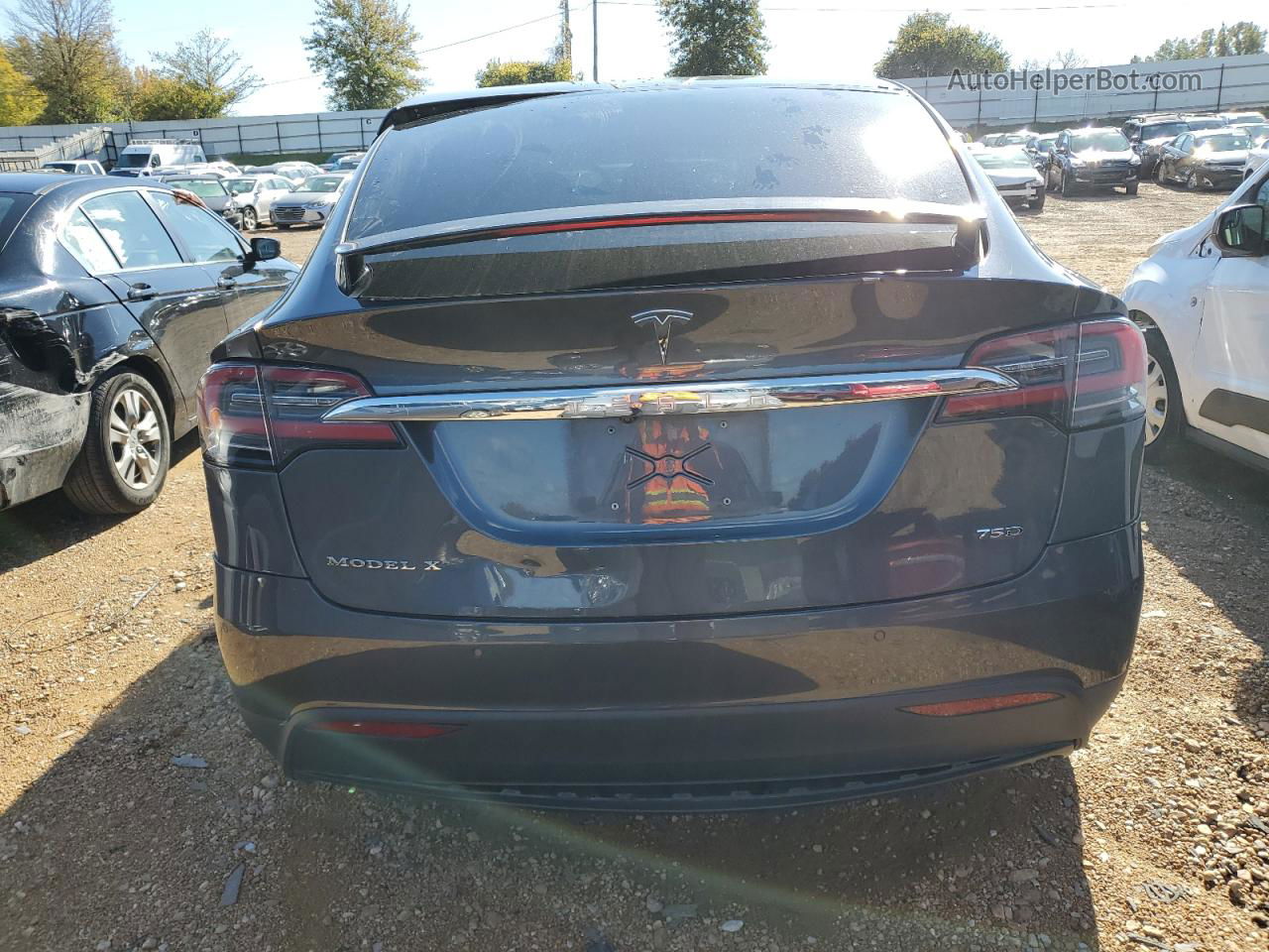 2016 Tesla Model X  Черный vin: 5YJXCAE22GF017593