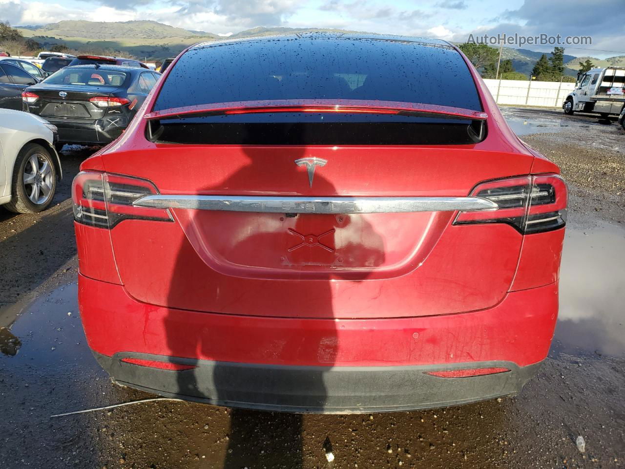 2016 Tesla Model X  Red vin: 5YJXCAE23GF008756