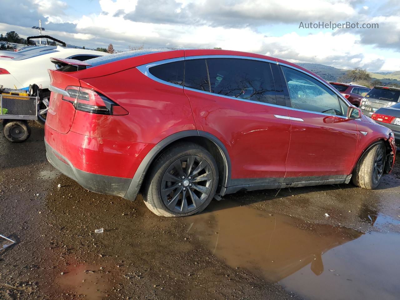 2016 Tesla Model X  Red vin: 5YJXCAE23GF008756