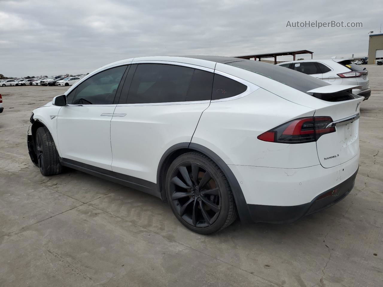 2016 Tesla Model X  White vin: 5YJXCAE24GF004232