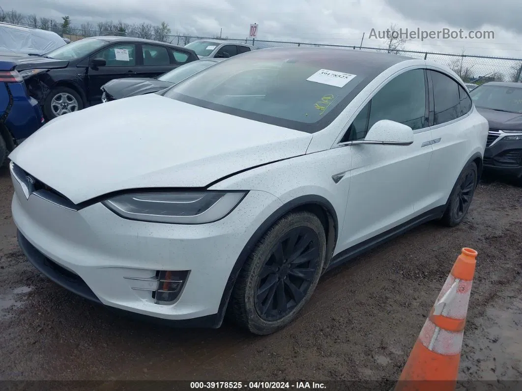 2016 Tesla Model X 60d/70d/75d/90d White vin: 5YJXCAE24GF017949