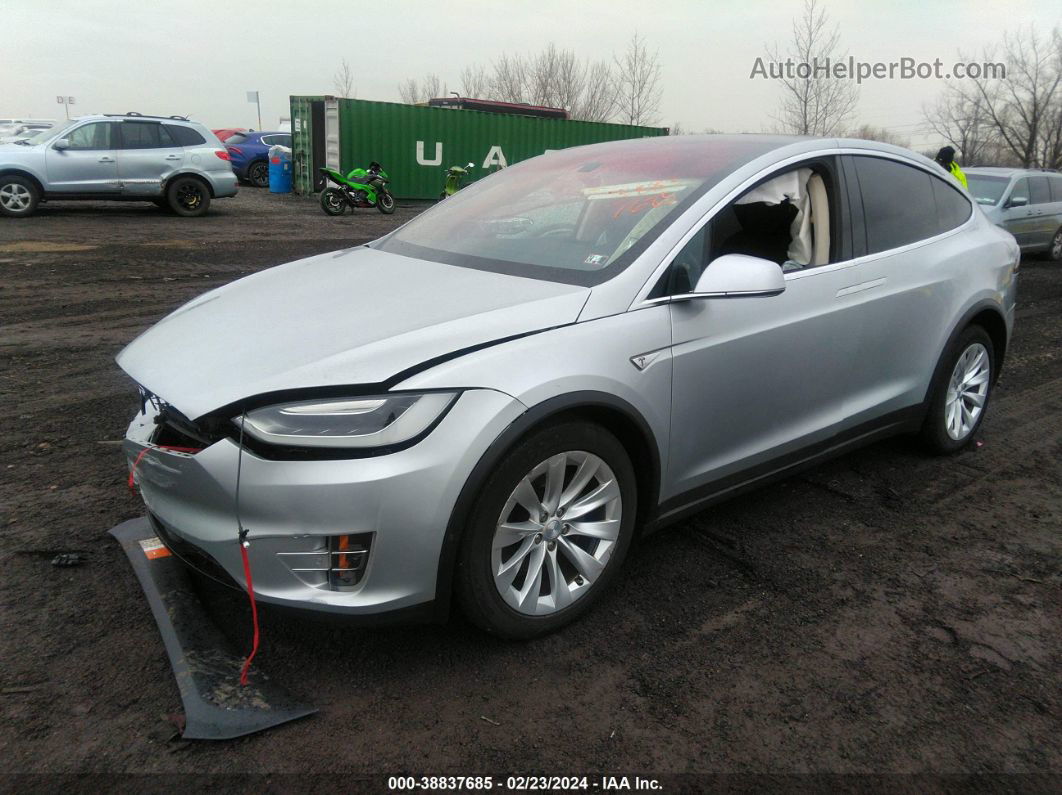 2016 Tesla Model X 60d/70d/75d/90d Silver vin: 5YJXCAE25GF016034