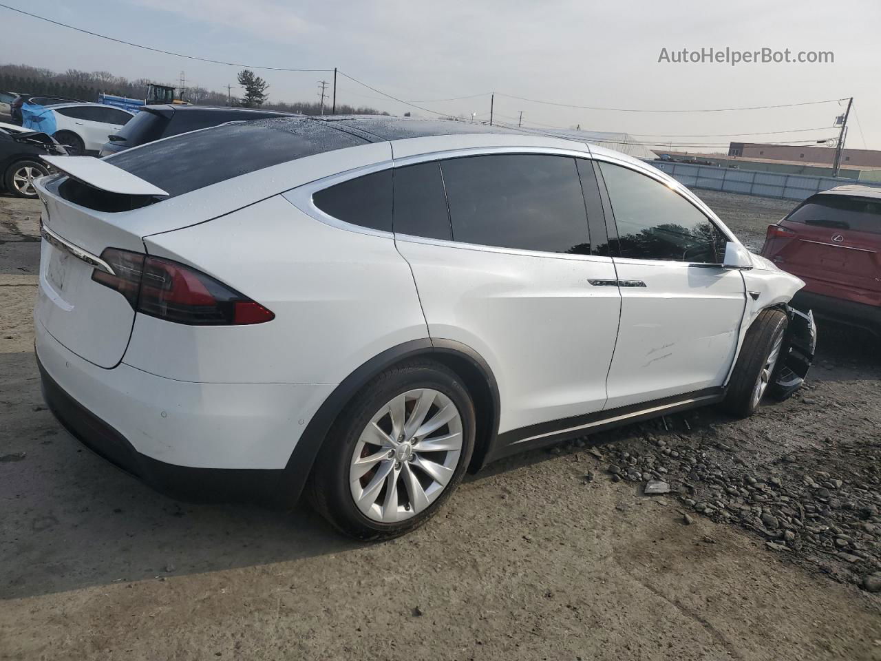 2016 Tesla Model X  Белый vin: 5YJXCAE25GF020407