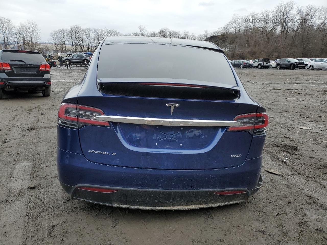 2019 Tesla Model X  Blue vin: 5YJXCAE25KF152981