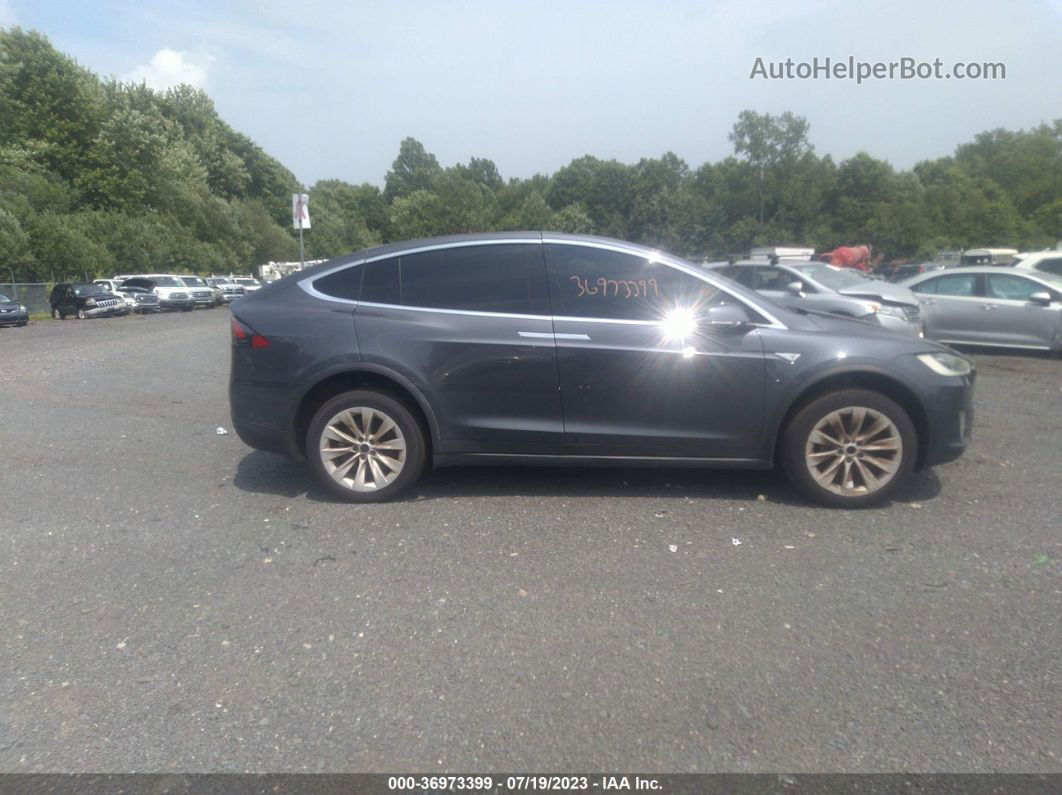 2016 Tesla Model X 70d/90d/75d/60d Серый vin: 5YJXCAE26GF002434