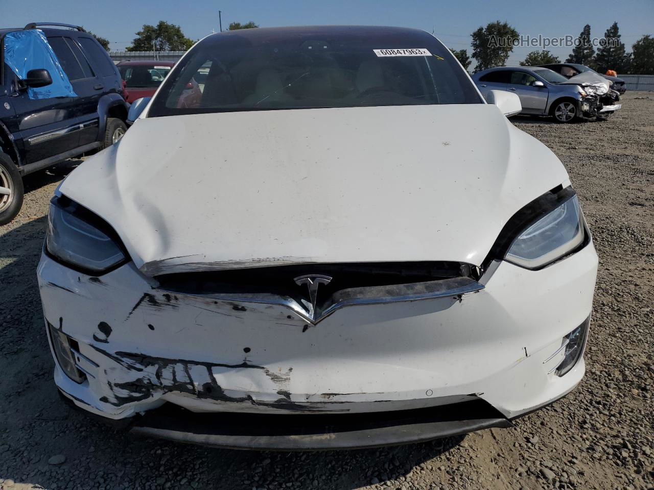 2016 Tesla Model X  White vin: 5YJXCAE26GF010789