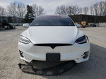 2018 Tesla Model X  White vin: 5YJXCAE26JF112858