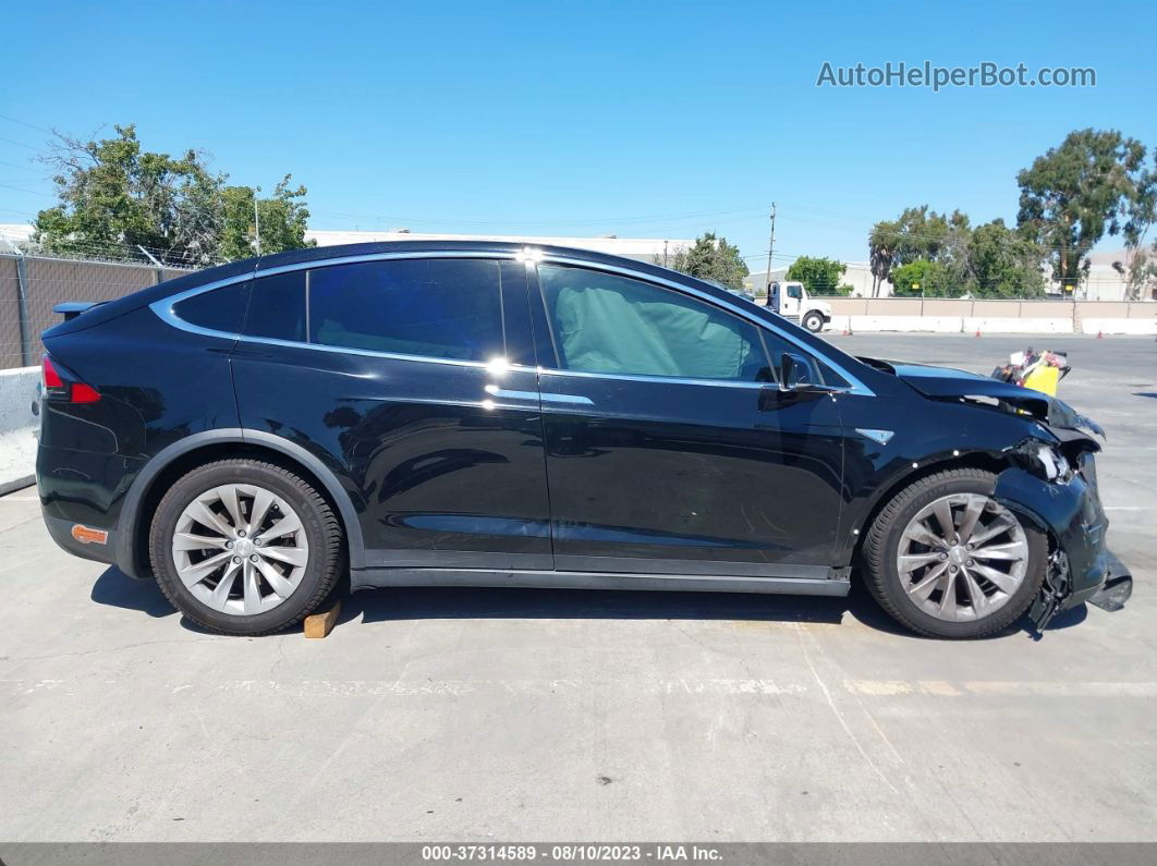 2016 Tesla Model X 70d/90d/75d/60d Черный vin: 5YJXCAE27GF008257