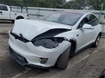 2018 Tesla Model X  Белый vin: 5YJXCAE27JF103098