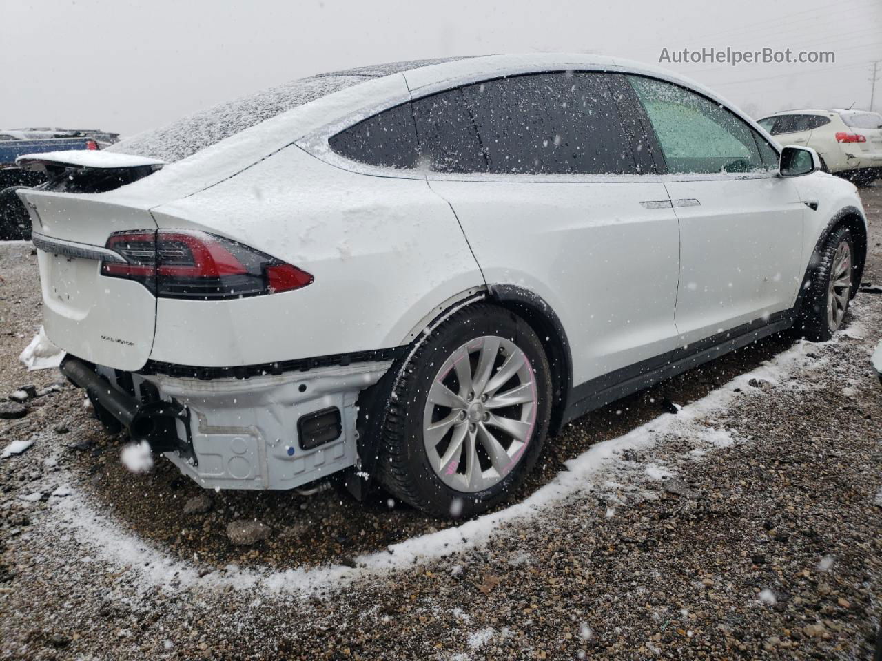 2020 Tesla Model X  White vin: 5YJXCAE27LF271780