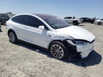 2018 Tesla Model X  White vin: 5YJXCAE29JF133588