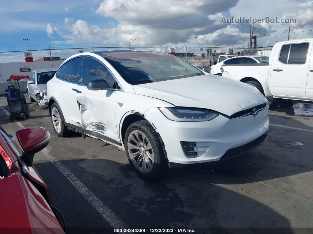 2016 Tesla Model X 60d/70d/75d/90d Белый vin: 5YJXCAE2XGF017888