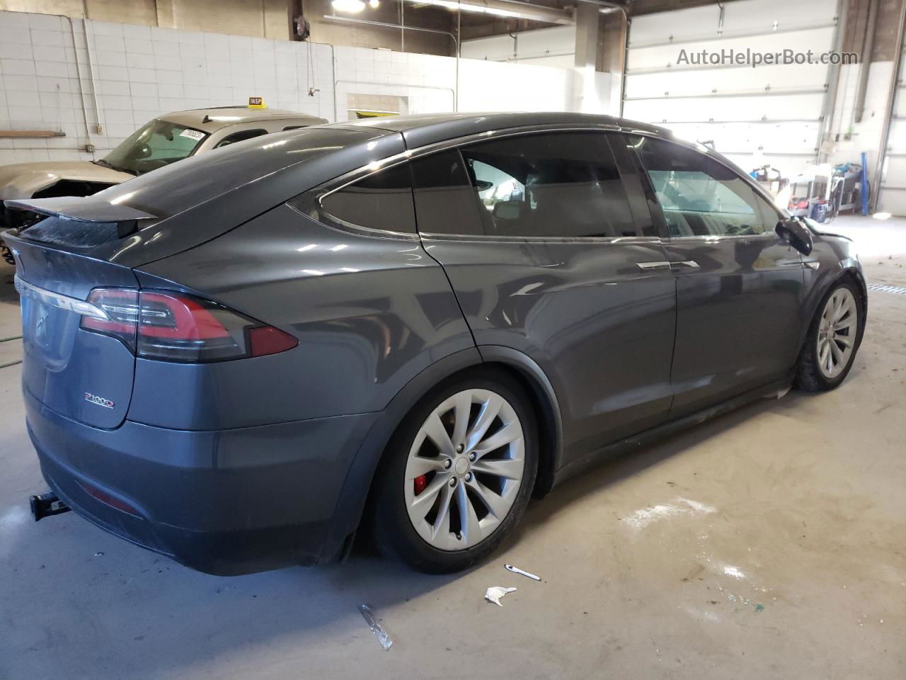 2016 Tesla Model X  Серый vin: 5YJXCAE40GF001121