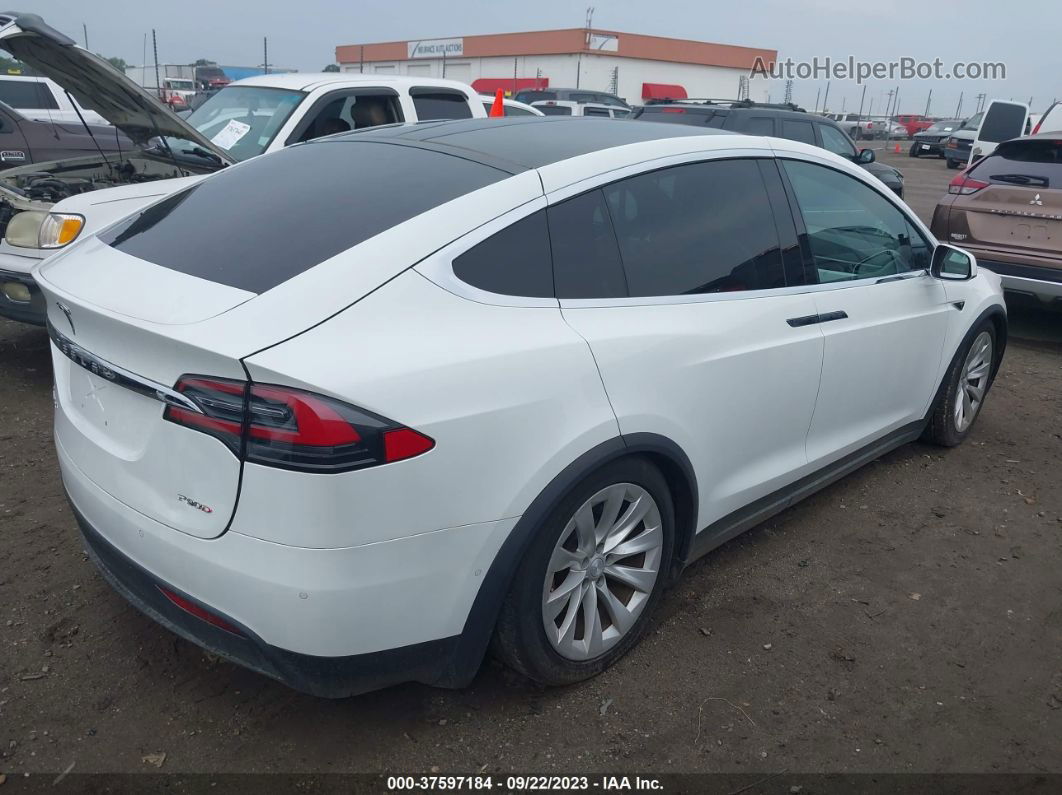 2016 Tesla Model X 60d/p100d/p90d White vin: 5YJXCAE41GF000267