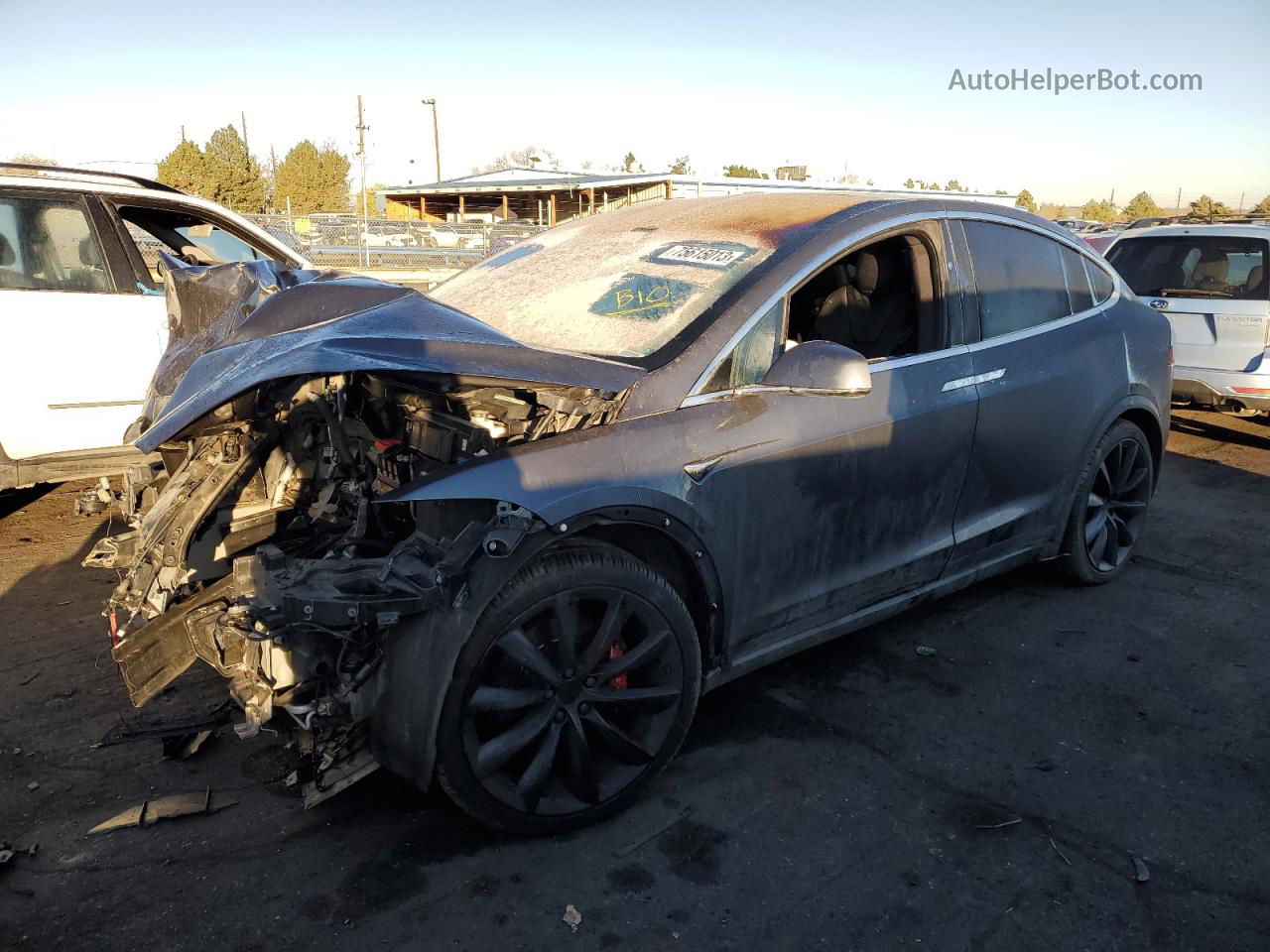 2020 Tesla Model X  Gray vin: 5YJXCAE44LF240181