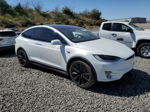 2019 Tesla Model X  White vin: 5YJXCAE47KF188768