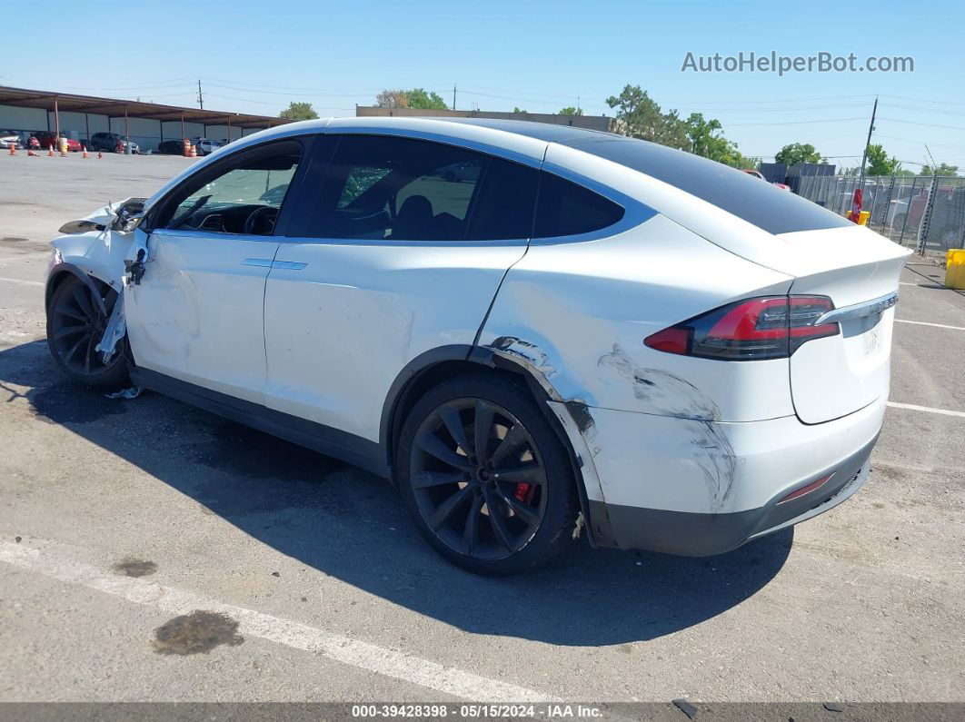 2016 Tesla Model X 60d/p100d/p90d White vin: 5YJXCAE48GF003103