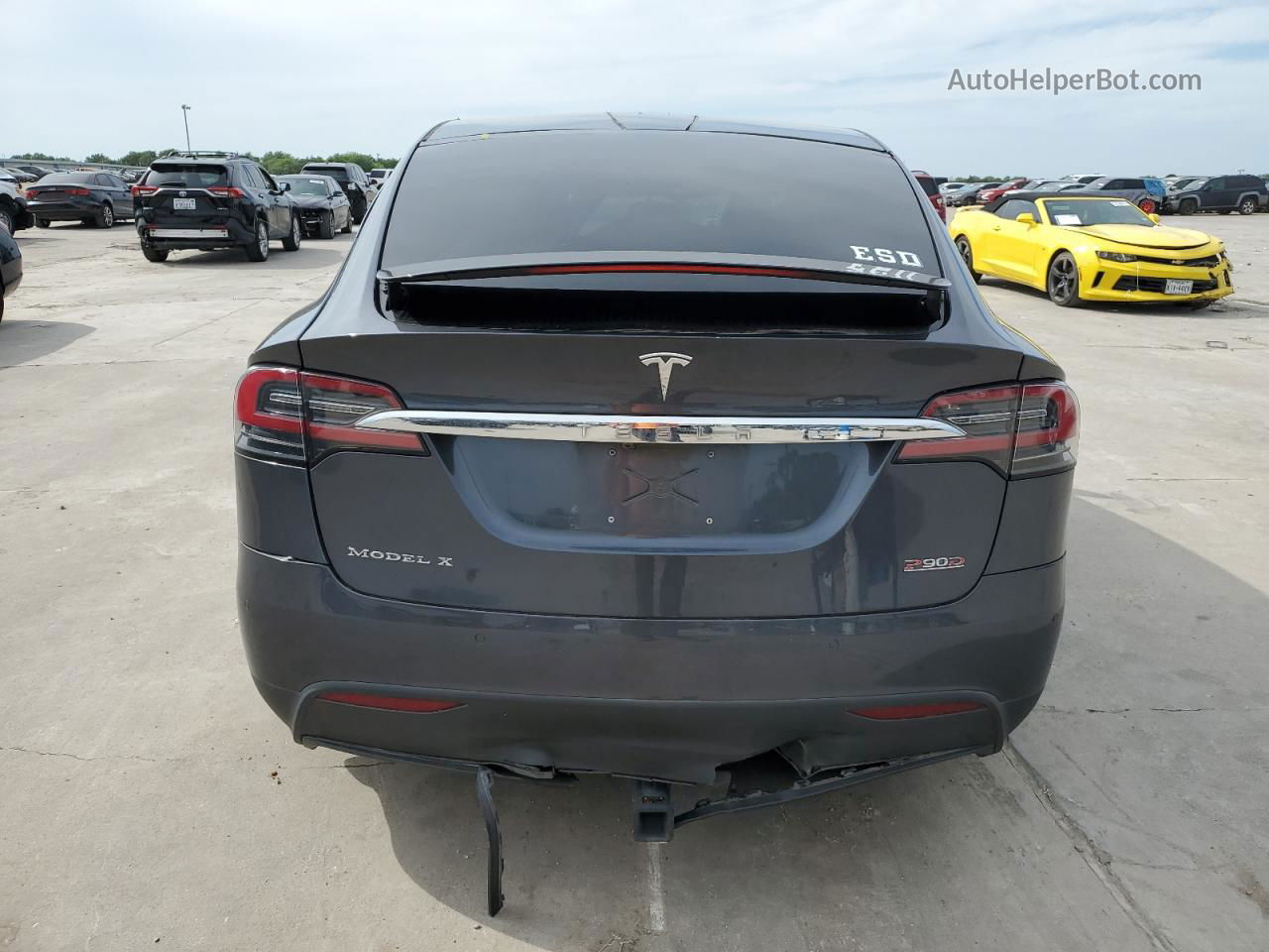 2016 Tesla Model X  Черный vin: 5YJXCAE4XGFS00354