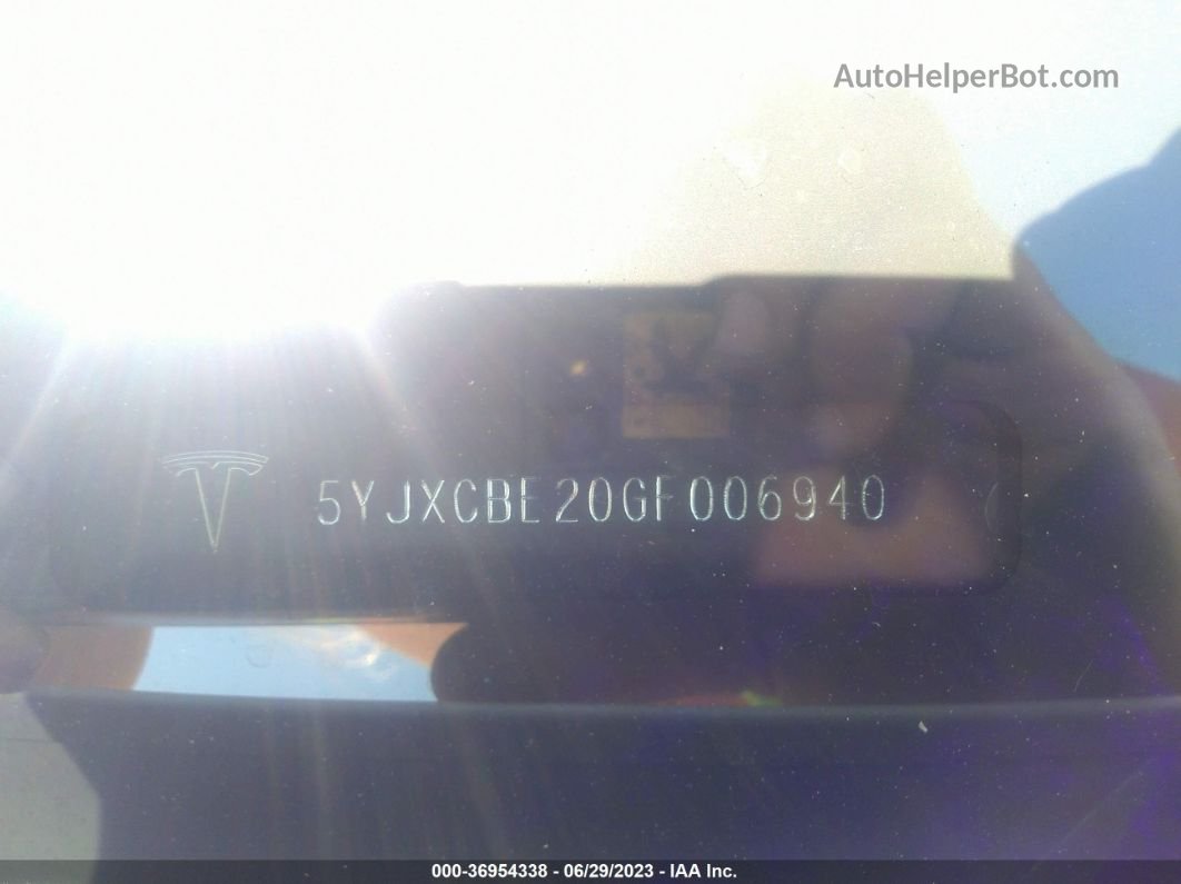 2016 Tesla Model X 70d/90d/75d/60d/p100d White vin: 5YJXCBE20GF006940
