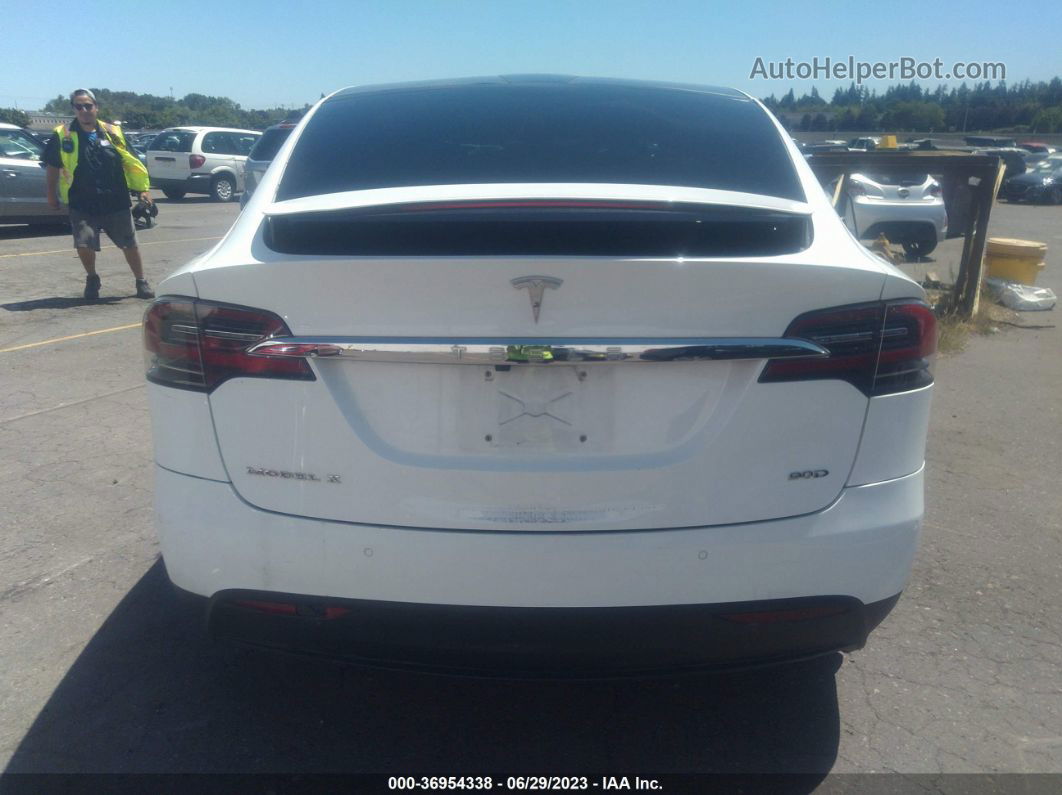 2016 Tesla Model X 70d/90d/75d/60d/p100d Белый vin: 5YJXCBE20GF006940